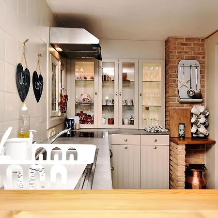 Souvenirs D'Ouren Landhaus 5 Bedrooms Sauna & Outdoor Wellness * Бург-Ройланд