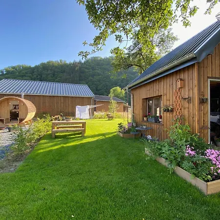Дом отдыха Souvenirs D'Ouren Landhaus 5 Bedrooms Sauna & Outdoor Wellness *